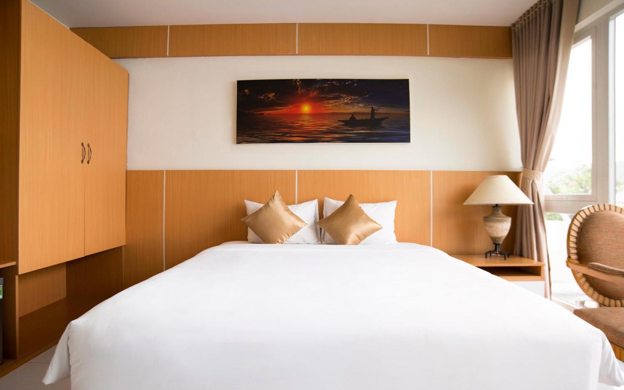 Conson Hotel Chi Khu Co Ong Kültér fotó