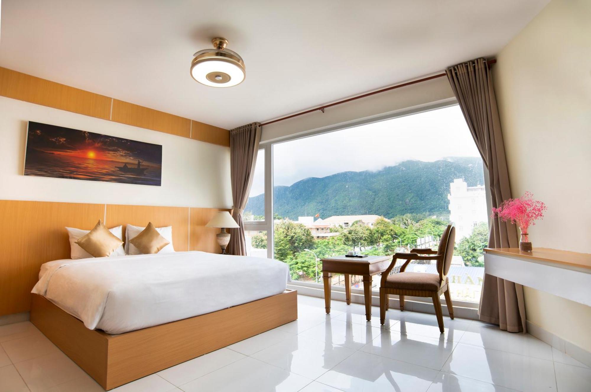 Conson Hotel Chi Khu Co Ong Kültér fotó