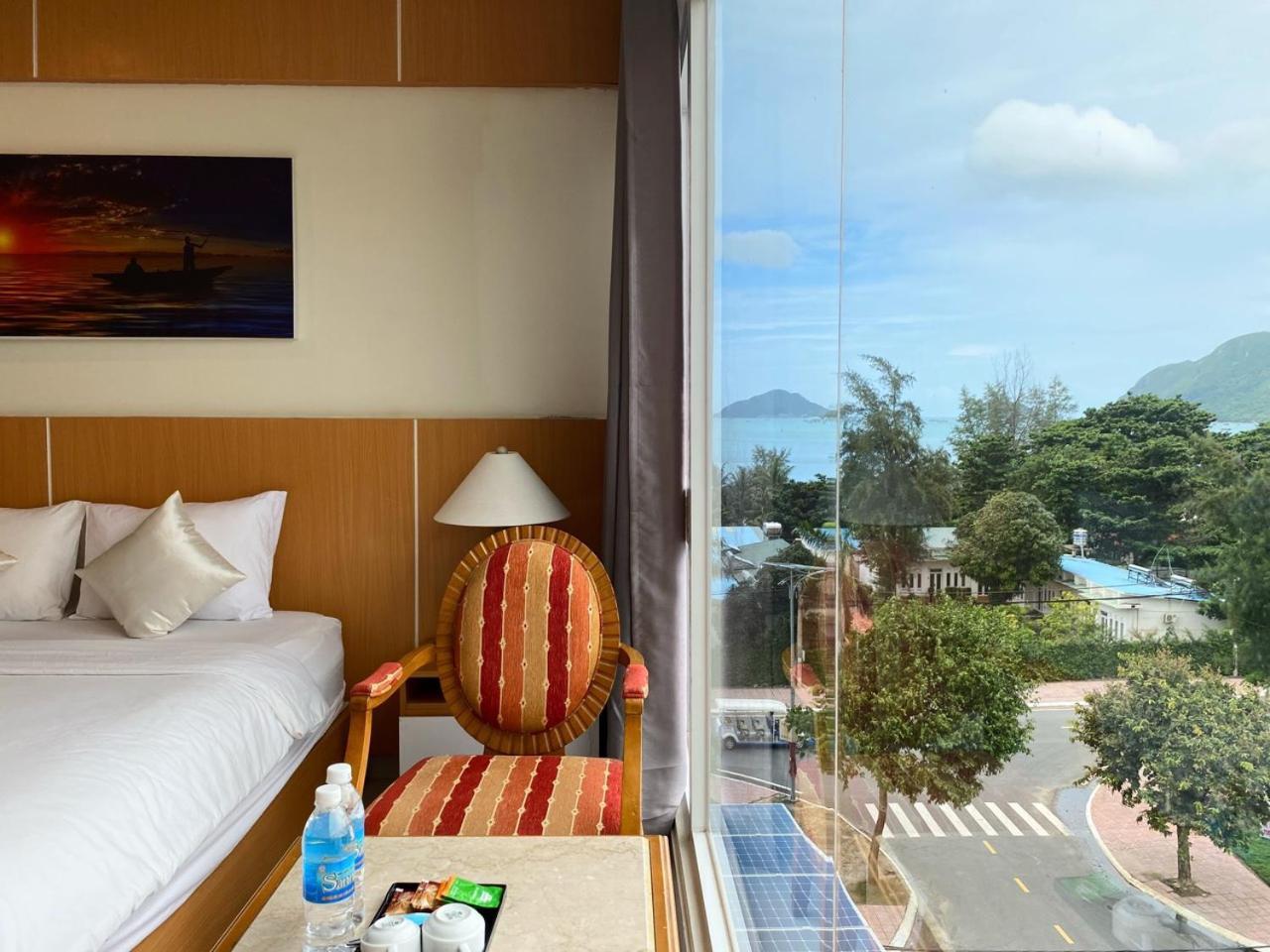 Conson Hotel Chi Khu Co Ong Kültér fotó
