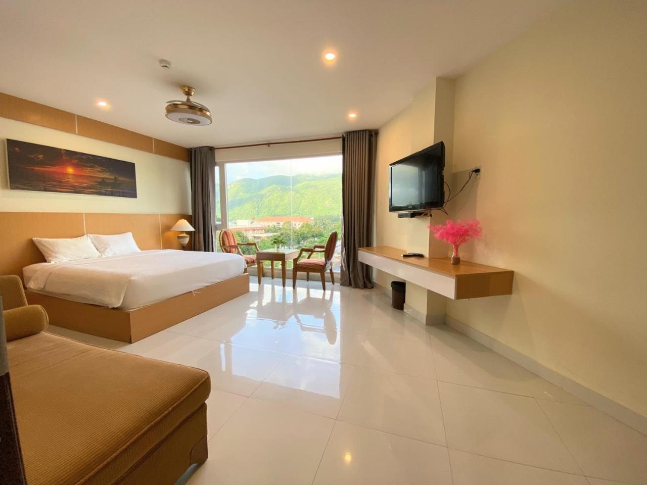 Conson Hotel Chi Khu Co Ong Kültér fotó