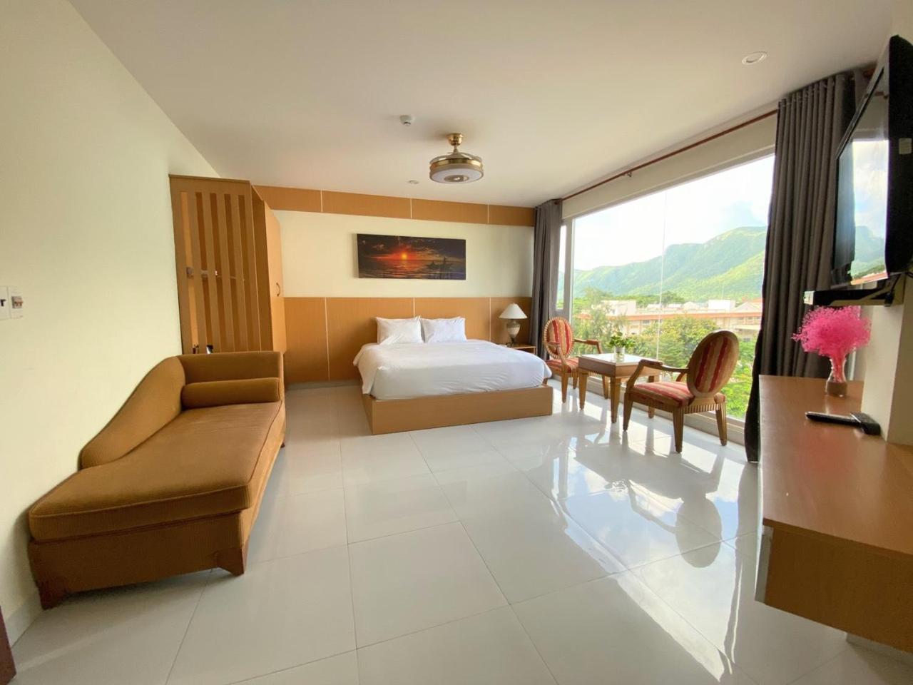 Conson Hotel Chi Khu Co Ong Kültér fotó