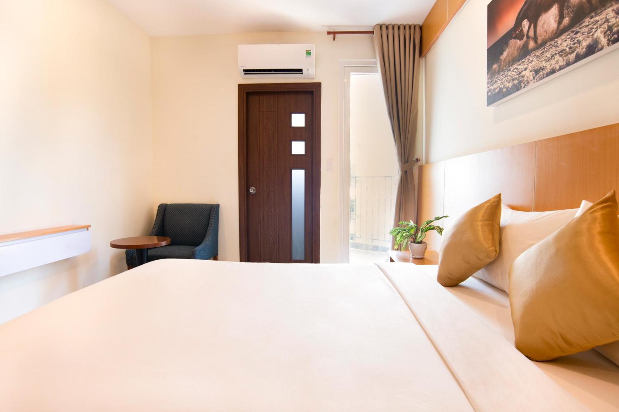Conson Hotel Chi Khu Co Ong Kültér fotó